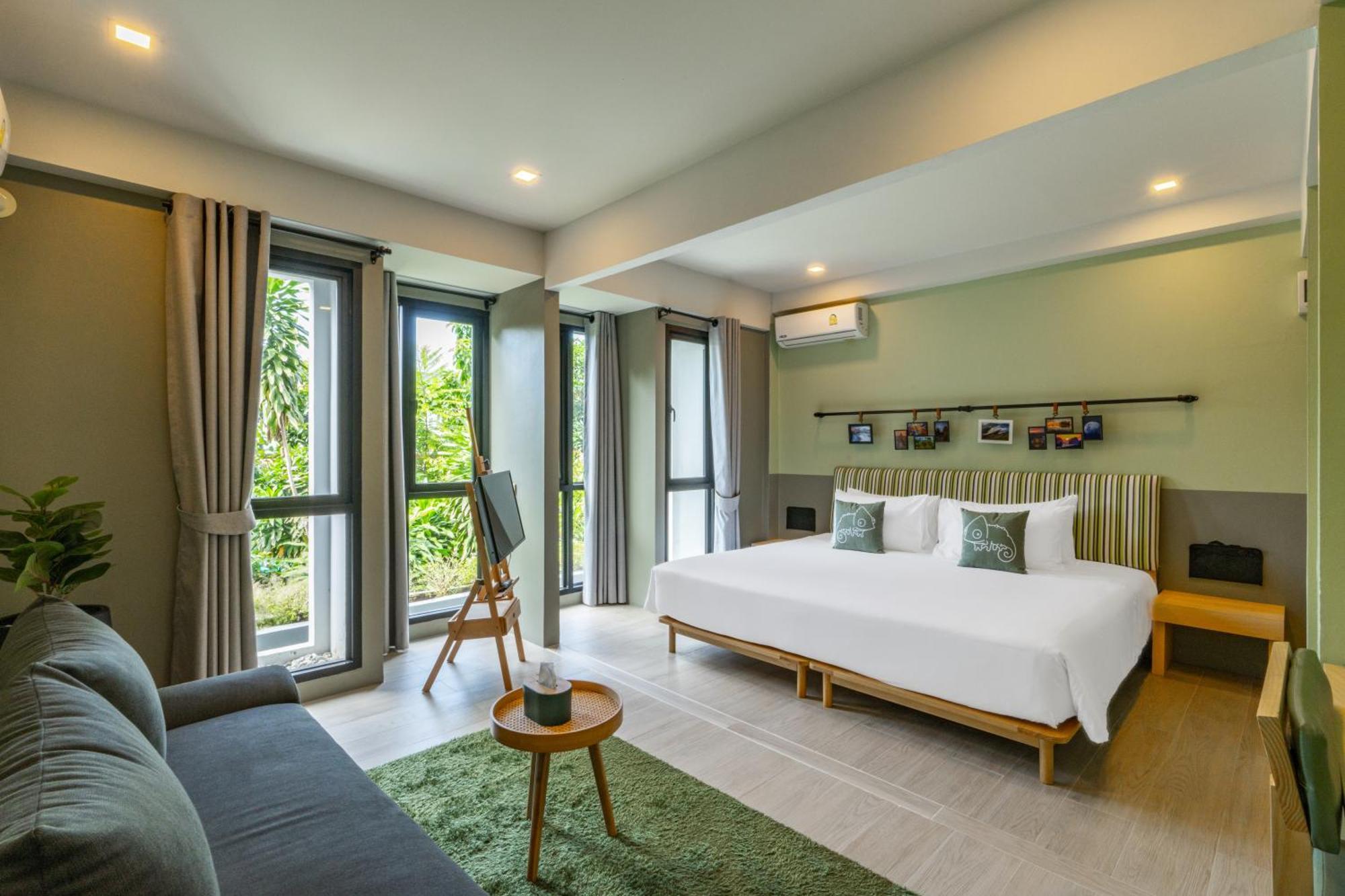 Chamemon Bed Phuket Town Hotel Buitenkant foto